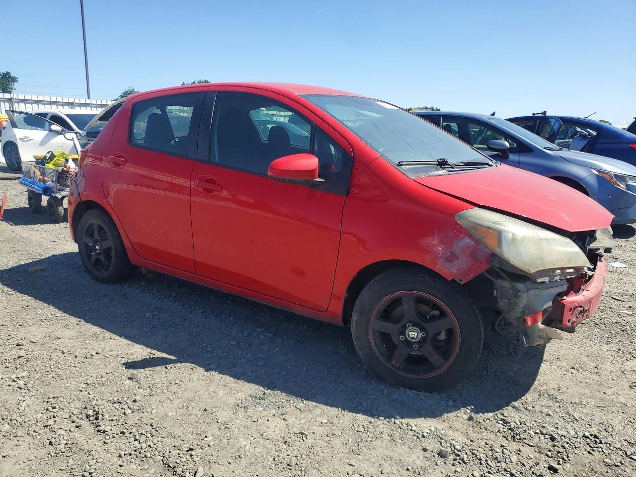 2016 Toyota Yaris 5-Door Le - Фото 4
