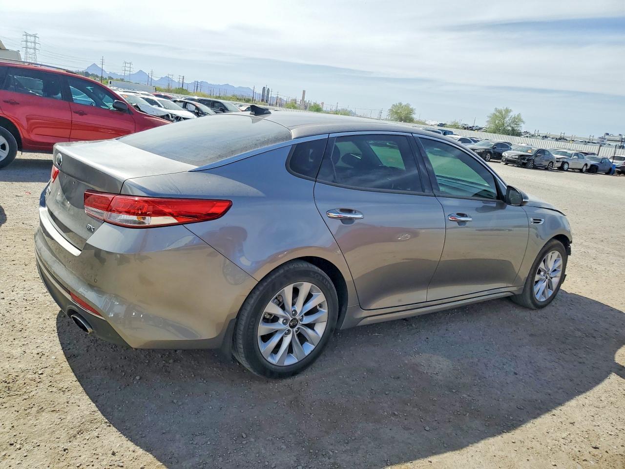 2017 Kia Optima Ex - Фото 3