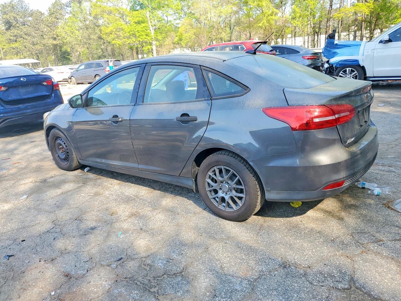 2016 Ford Focus S - Image 2
