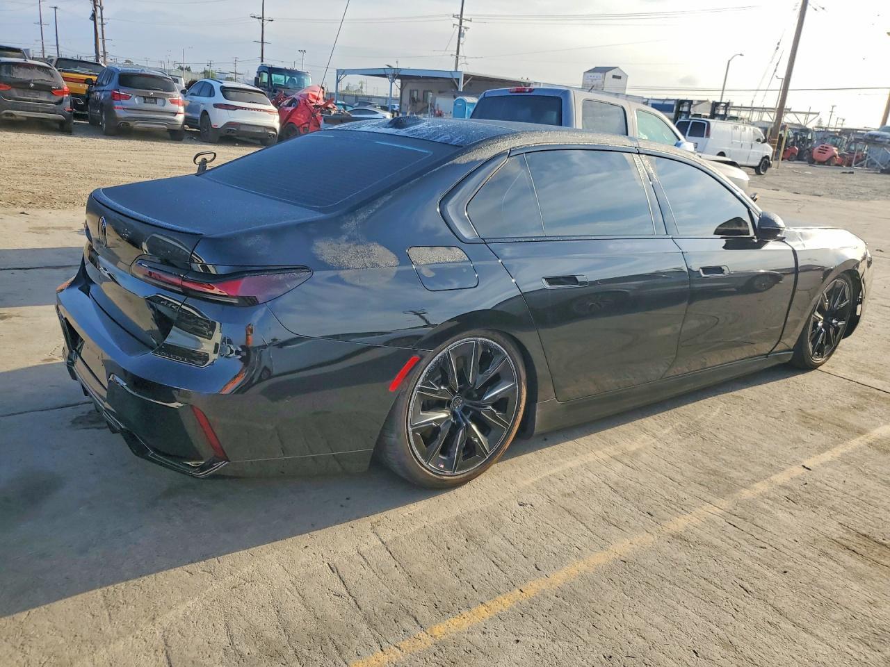 2025 BMW I7 Edrive50 - Фото 3