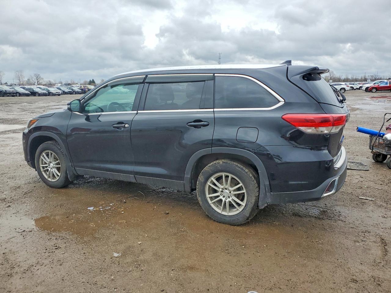2019 Toyota Highlander Xle - Фото 2