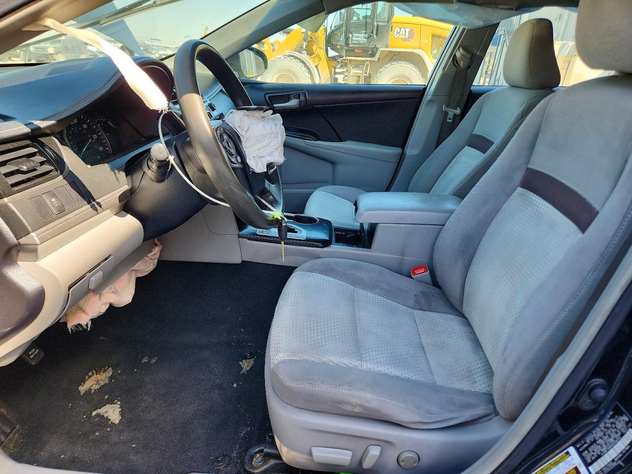 2014 Toyota Camry Le - Image 7