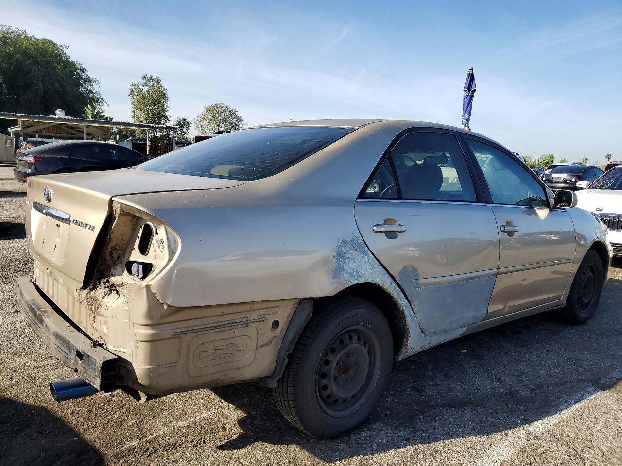 2002 Toyota Camry Le - Image 3