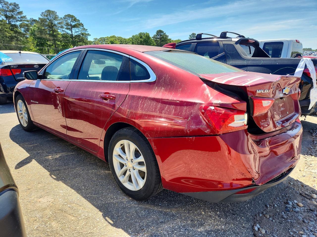 2017 Chevrolet Malibu Lt - Фото 2