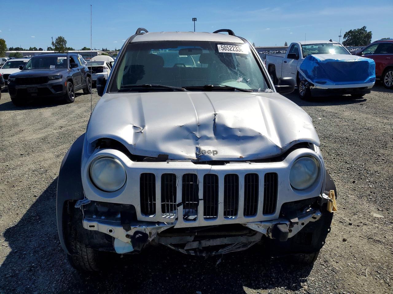 2002 Jeep Liberty Sport - Image 5