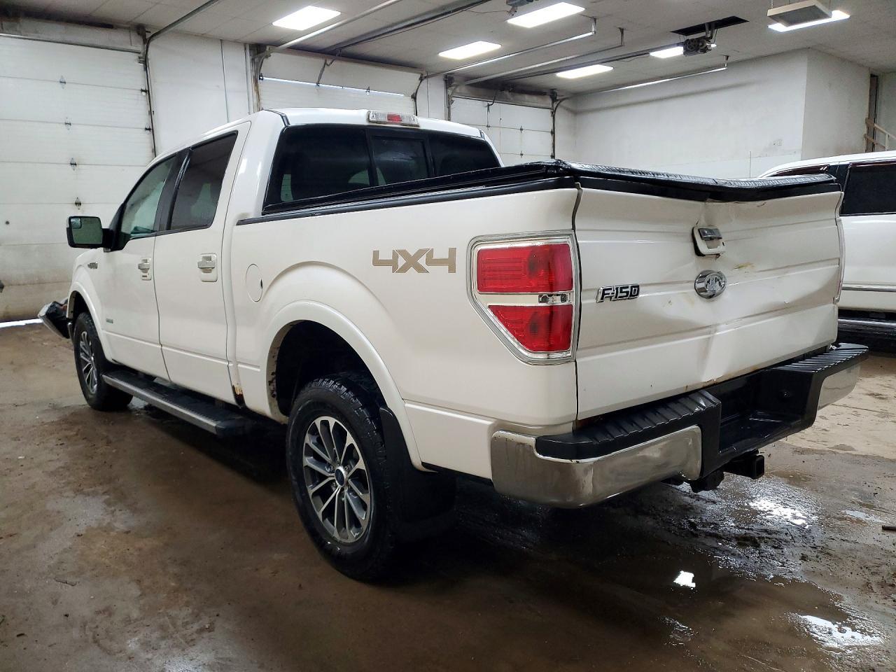 2011 Ford F150 Supercrew - Фото 2