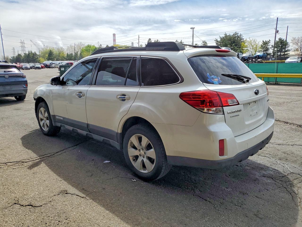 2010 Subaru Outback 2.5I Premium - Фото 2