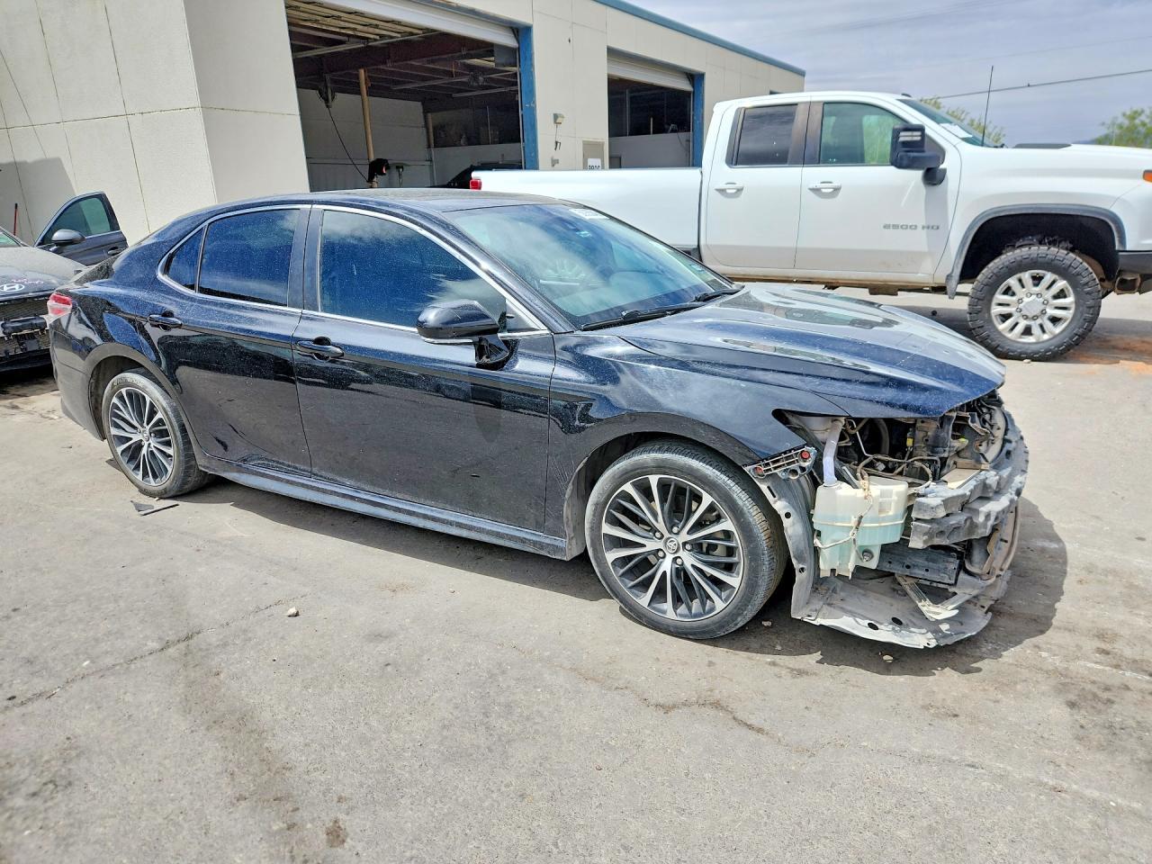 2019 Toyota Camry Se - Image 4