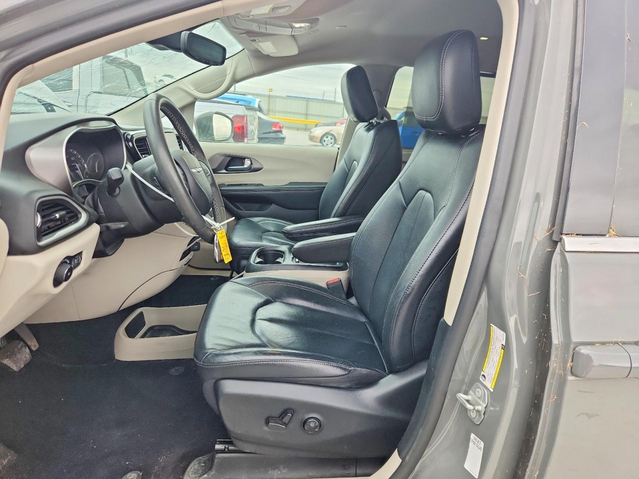 2022 Chrysler Pacifica Touring L - Фото 7