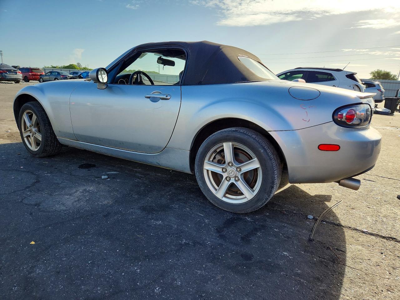 2006 Mazda Mx-5 Miata - Фото 2