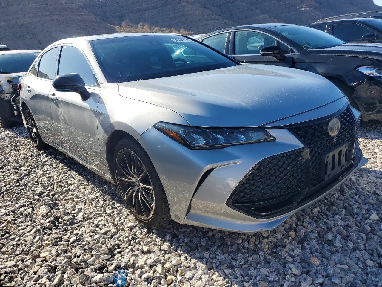 2019 Toyota Avalon Xse - Фото 4