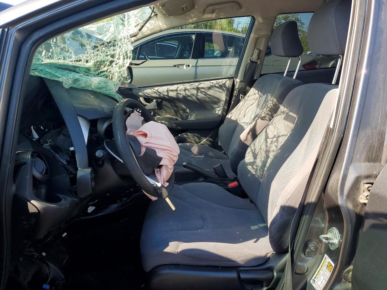 2012 Honda Fit - Image 7