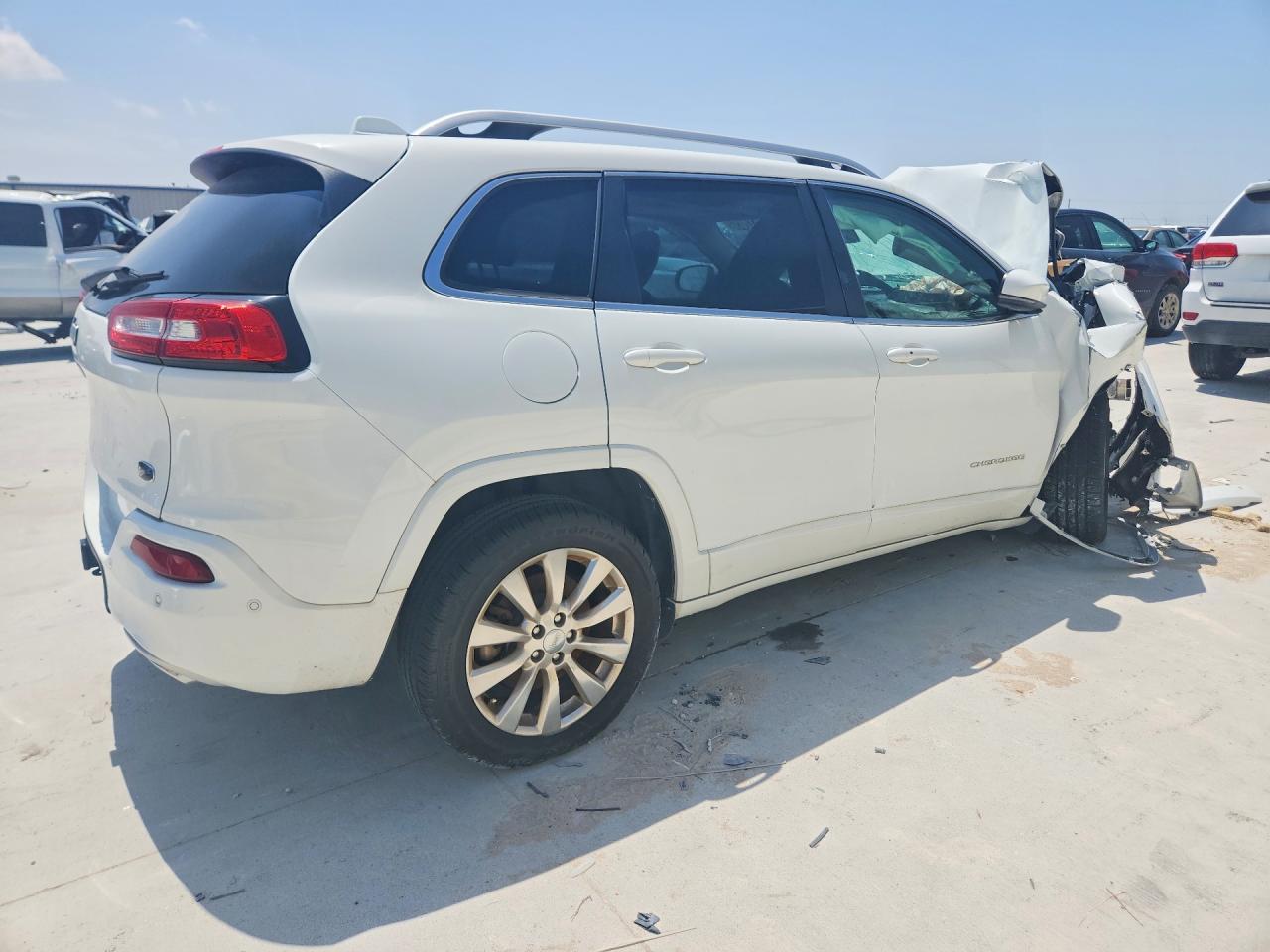 2017 Jeep Cherokee Overland - Фото 3