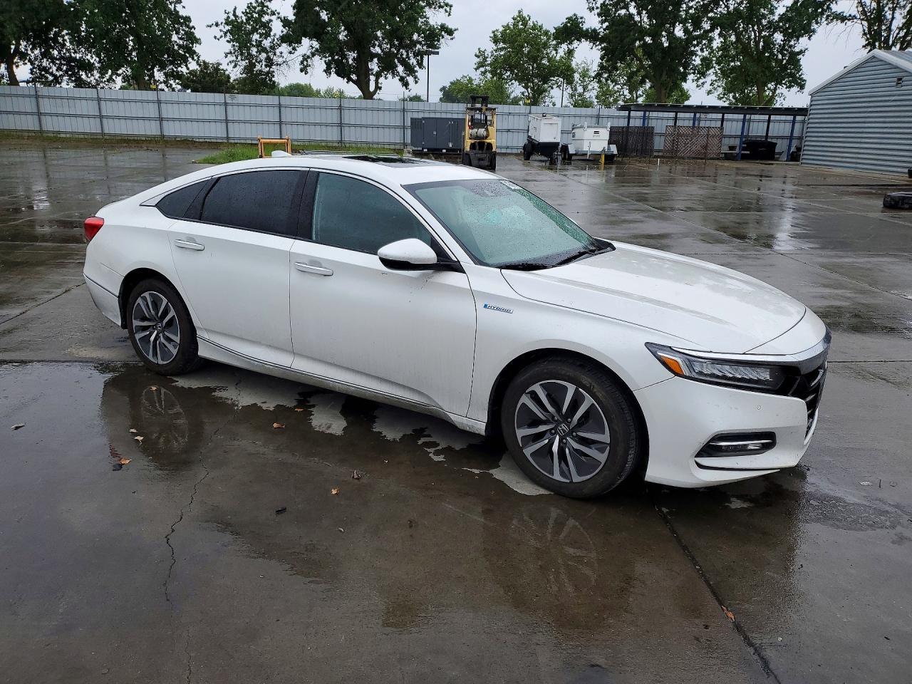 2019 Honda Accord Touring Hybrid - Фото 4