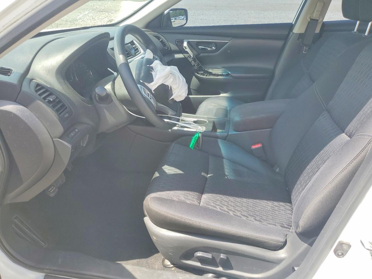 2016 Nissan Altima 2.5 S - Image 7