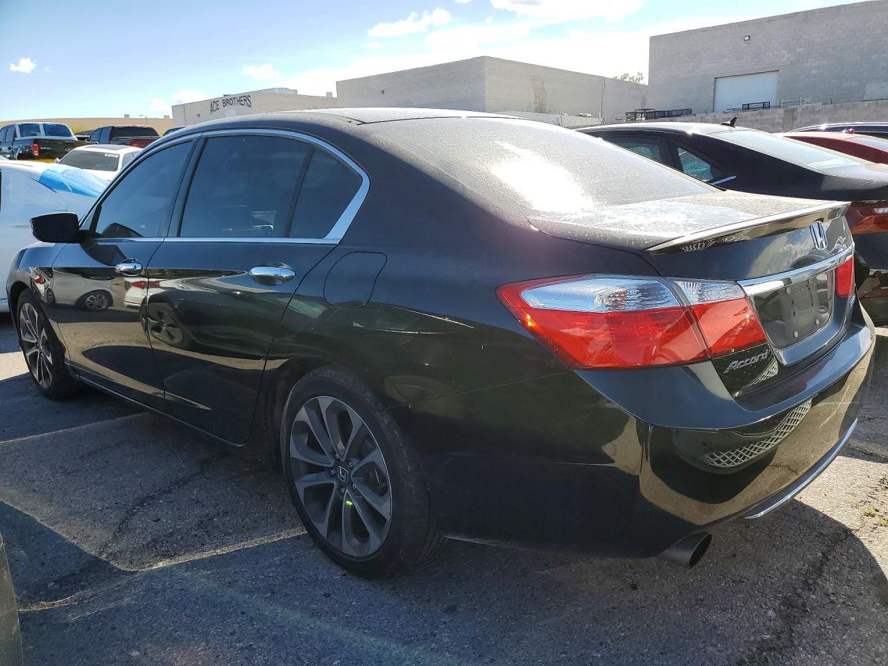 2014 Honda Accord Sport - Фото 2