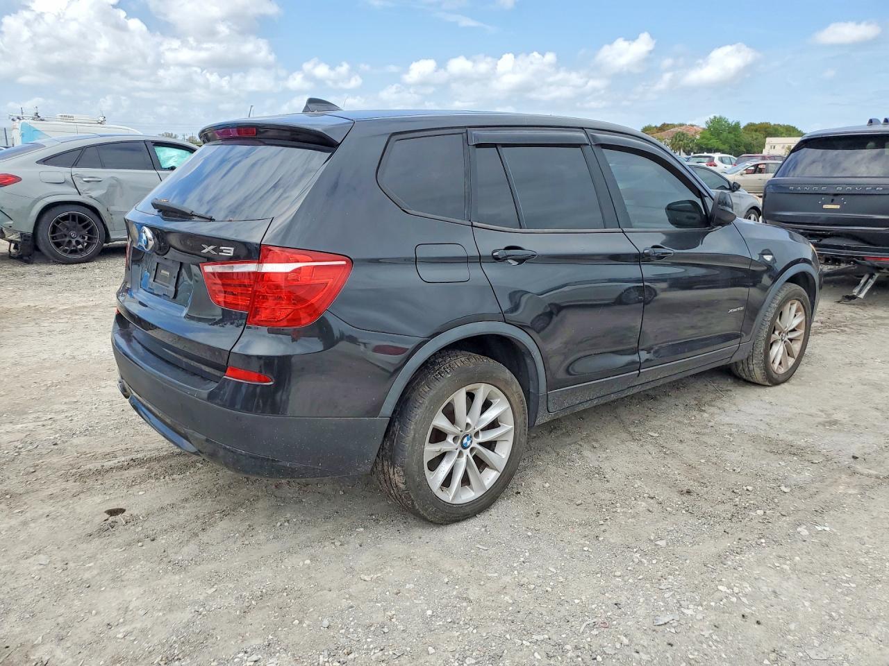 2011 BMW X3 xDrive35I - Фото 3