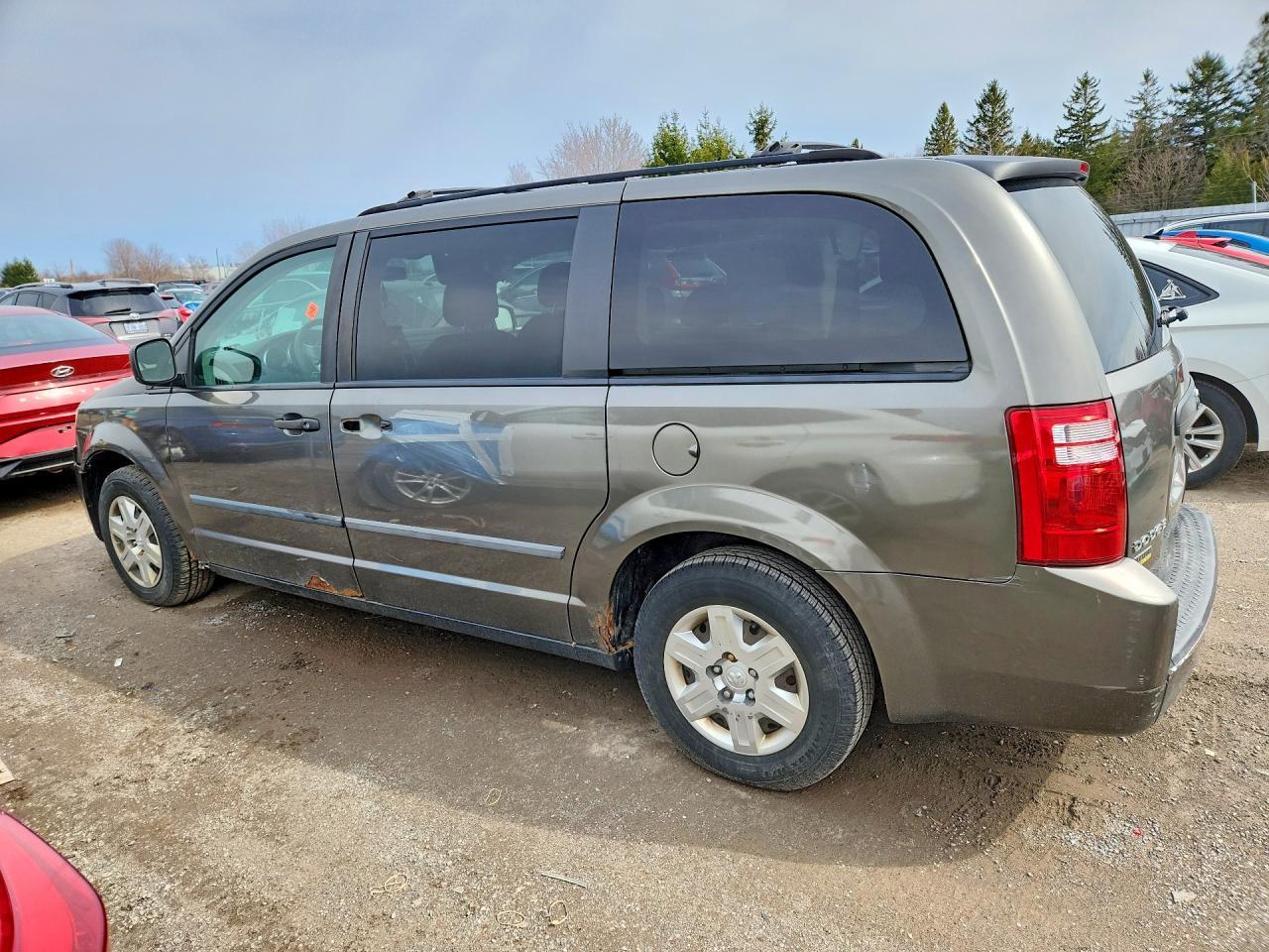 2010 Dodge Grand Caravan Se - Фото 2