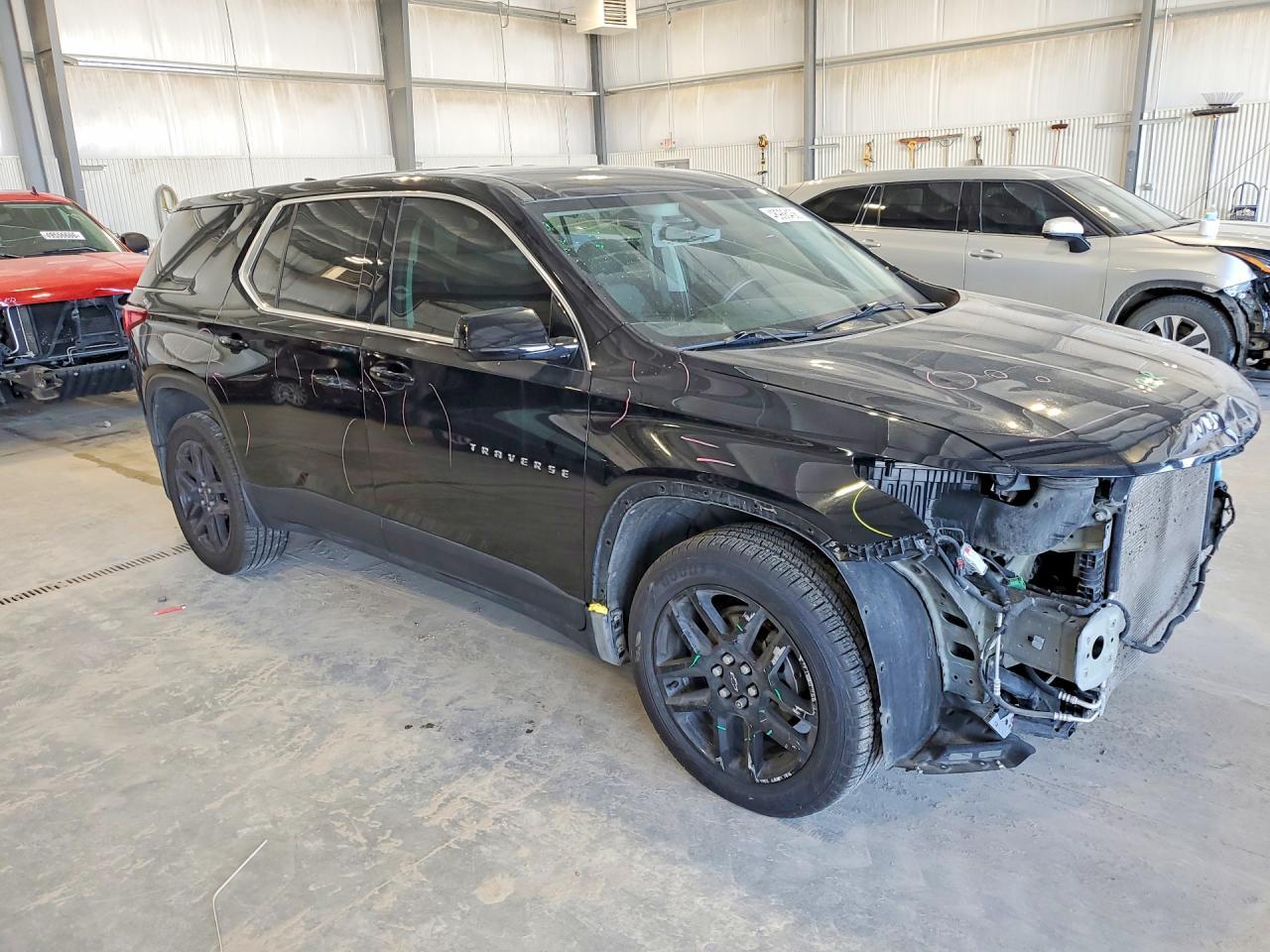 2020 Chevrolet Traverse Ls - Image 4