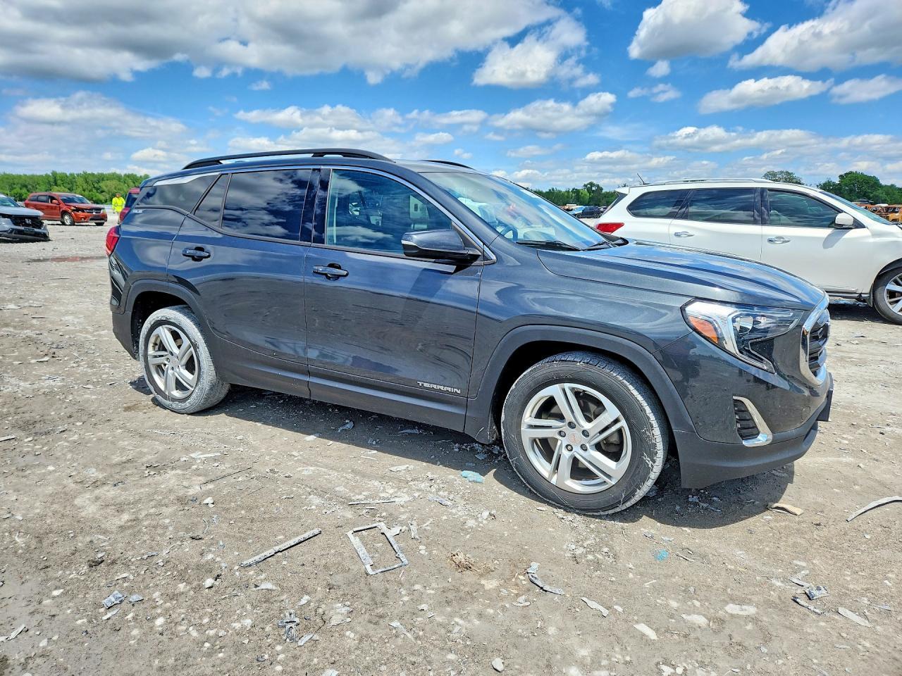 2018 GMC Terrain Sle - Image 4
