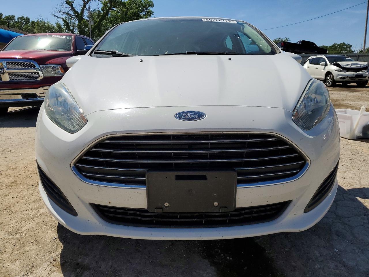 2019 Ford Fiesta Se - Фото 5
