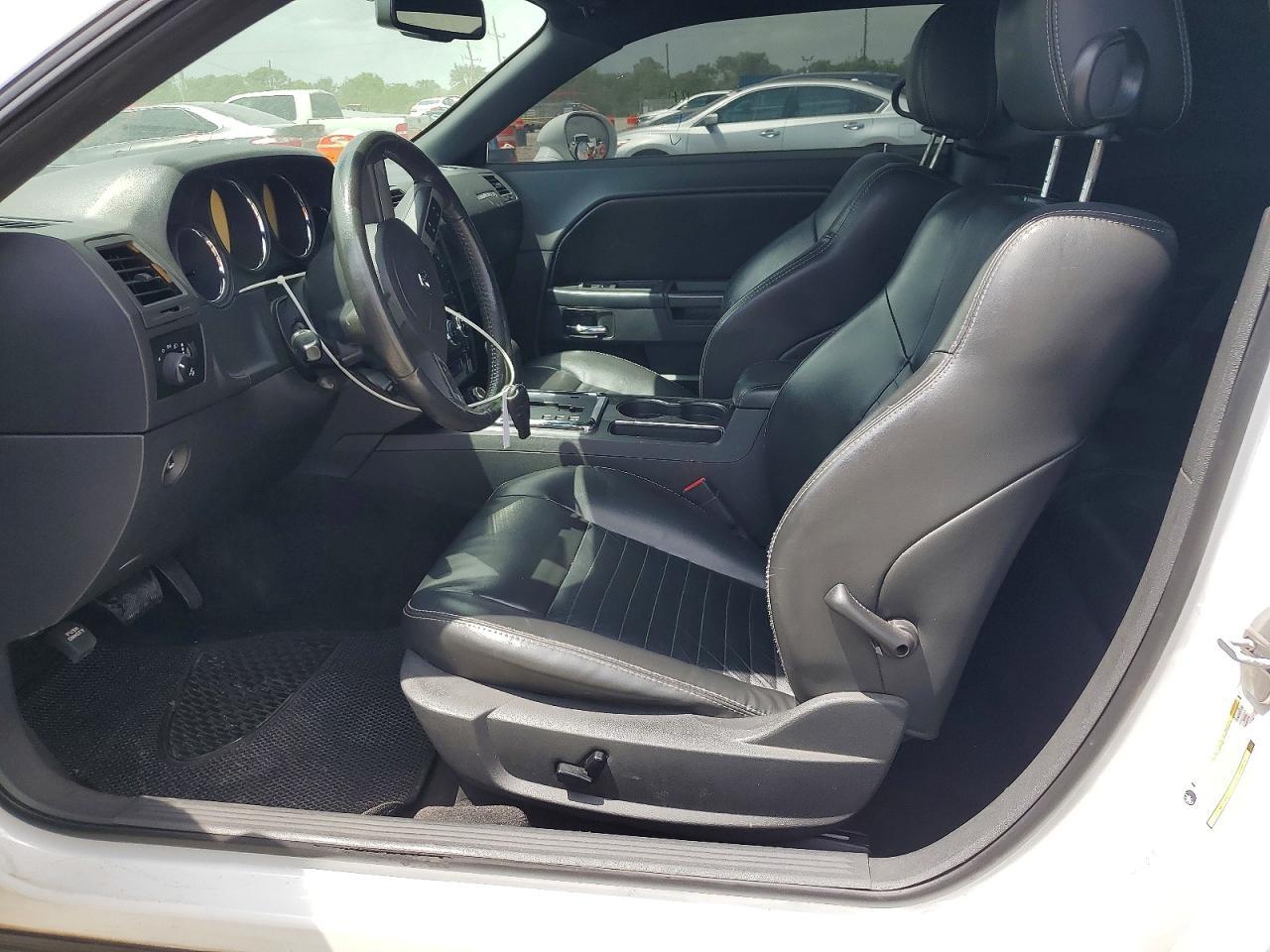 2010 Dodge Challenger R/T - Image 7