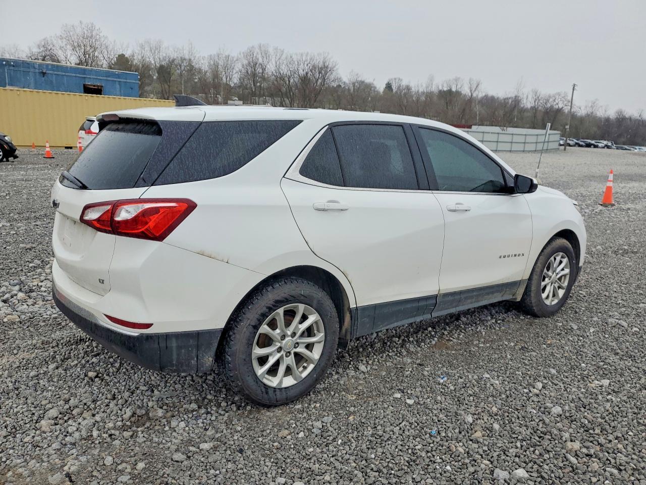 2019 Chevrolet Equinox Lt - Image 3