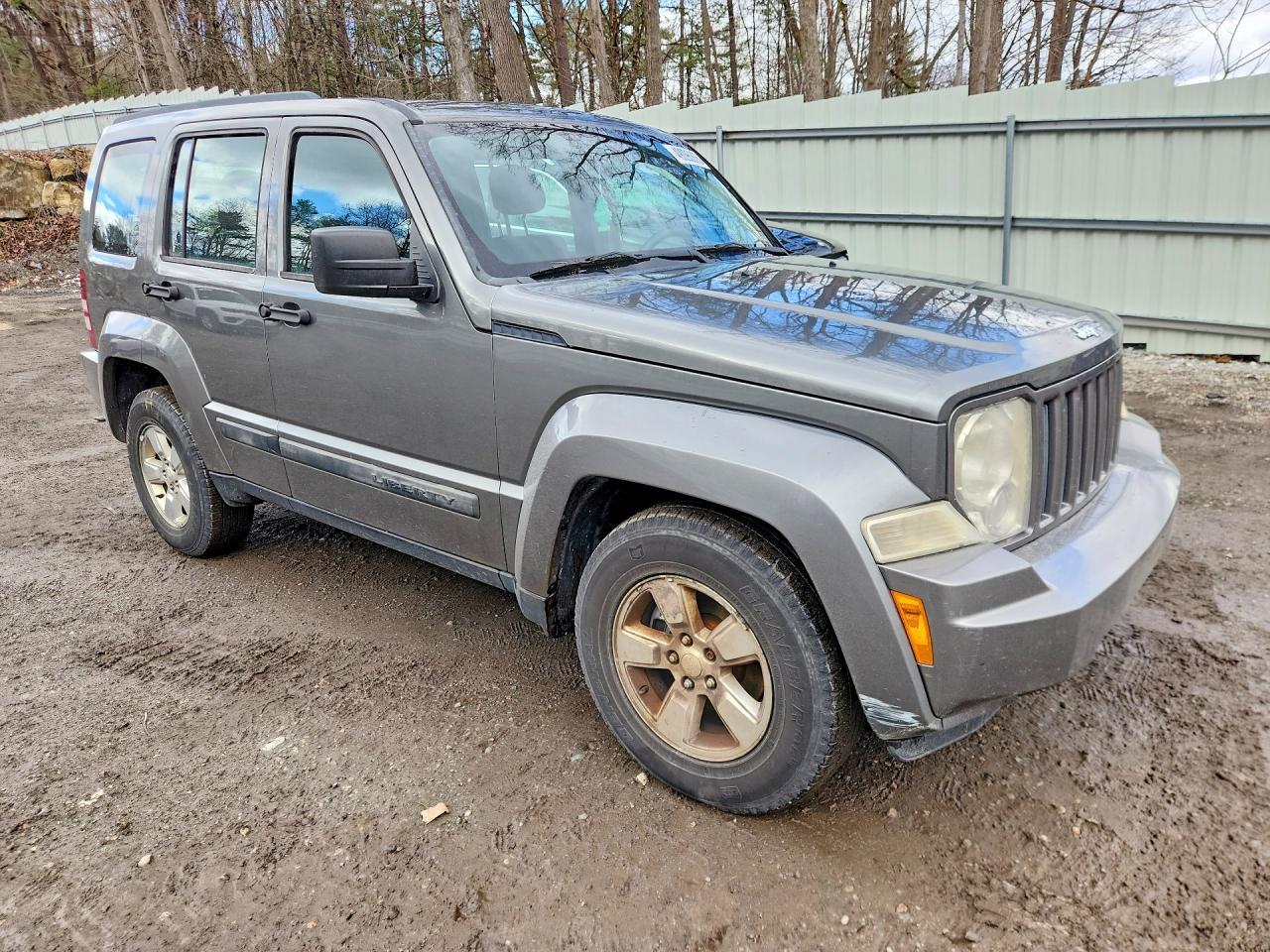 2012 Jeep Liberty Sport - Фото 4