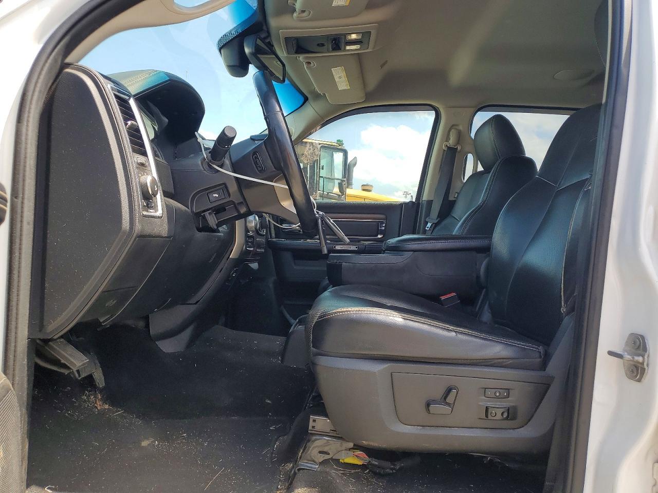2017 Ram 1500 Laramie - Фото 7