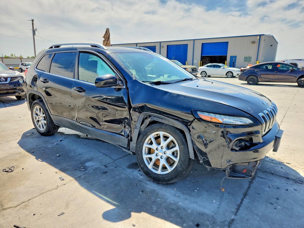2016 Jeep Cherokee Latitude - Фото 4