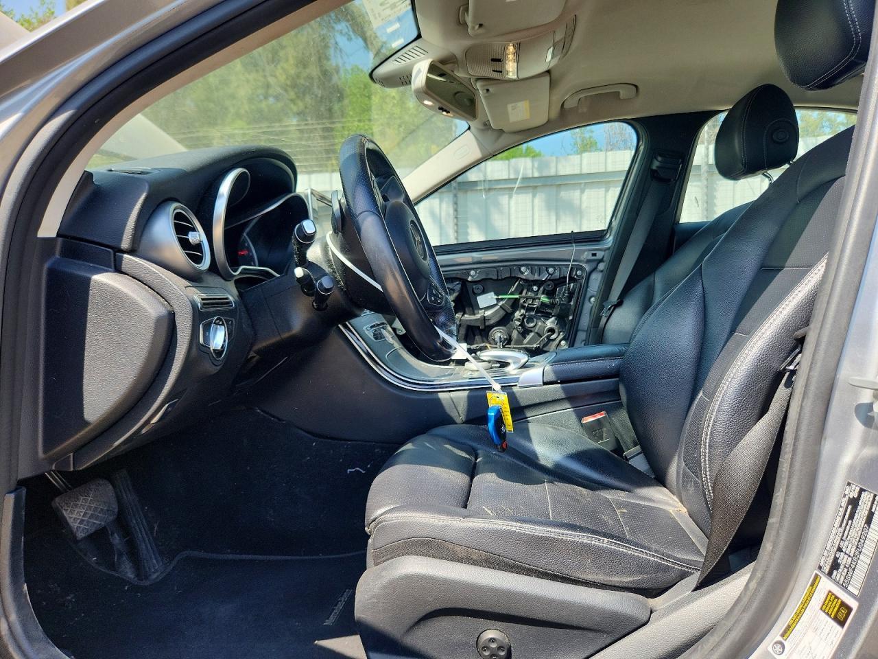 2015 Mercedes-Benz C 300 4Matic - Image 7