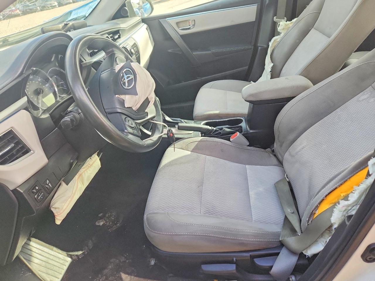 2015 Toyota Corolla Le - Фото 7