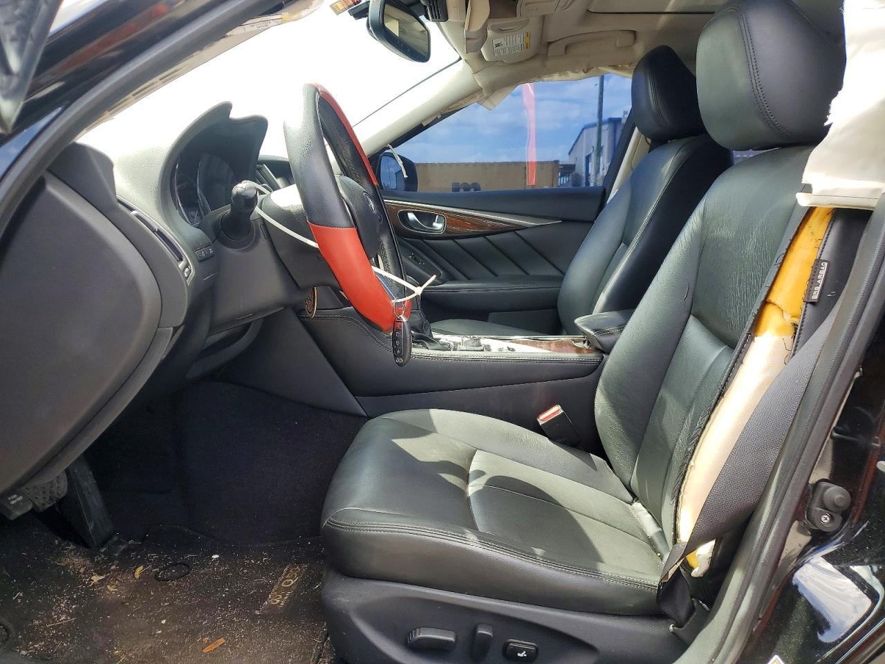2018 Infiniti Q50 2.0T Luxe - Image 7