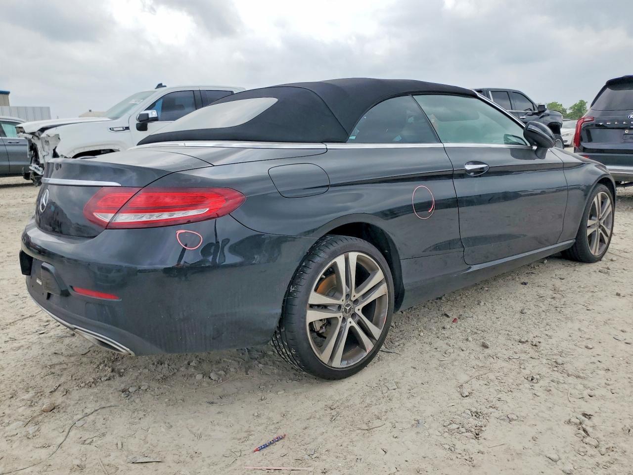 2021 Mercedes-Benz C 300 - Фото 3