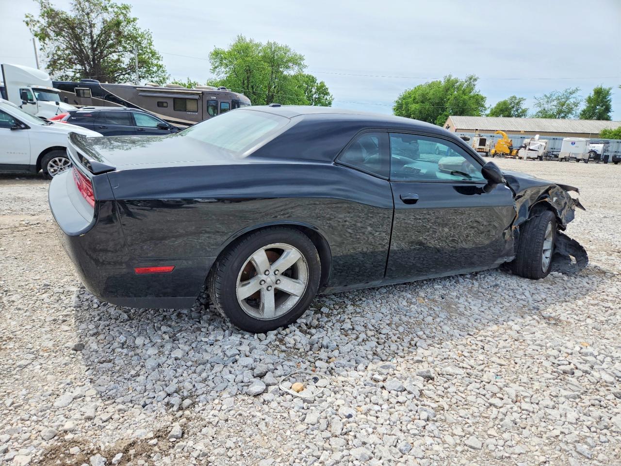 2011 Dodge Challenger - Фото 3