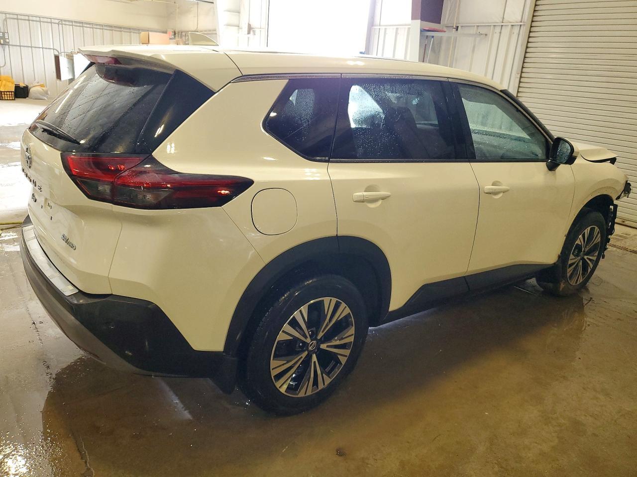 2021 Nissan Rogue Sv - Фото 3