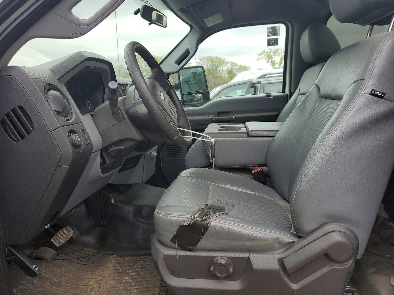 2015 Ford F250 Super Duty - Image 7