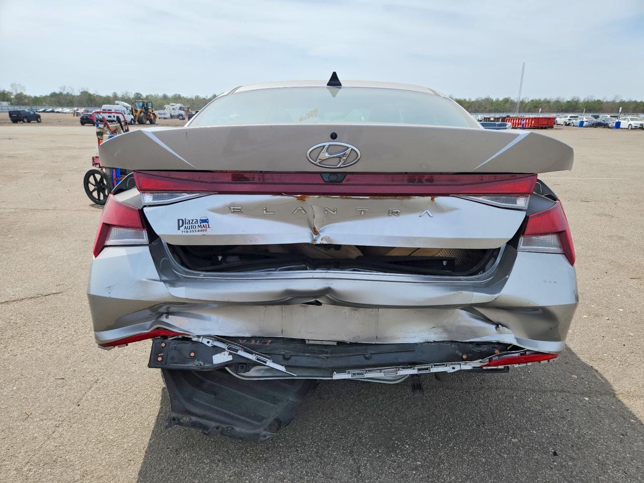 2023 Hyundai Elantra Sel - Image 6