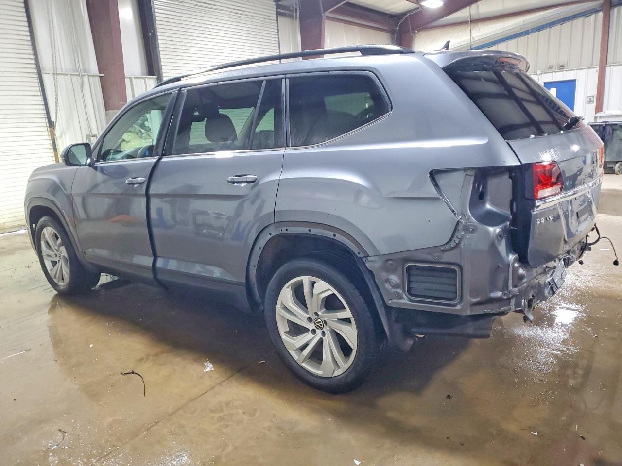 2021 Volkswagen Atlas Se - Фото 2