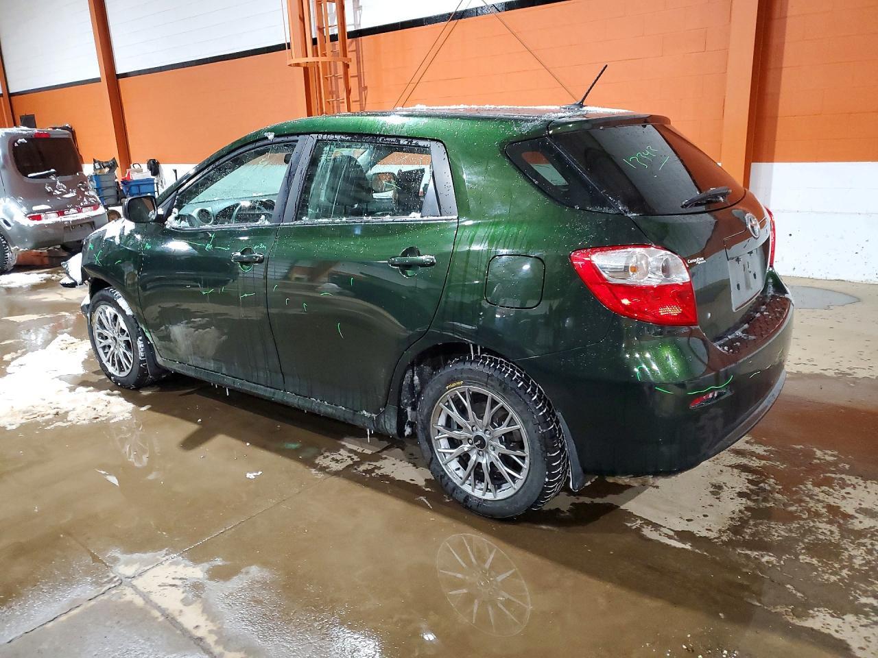 2012 Toyota Matrix L - Фото 2