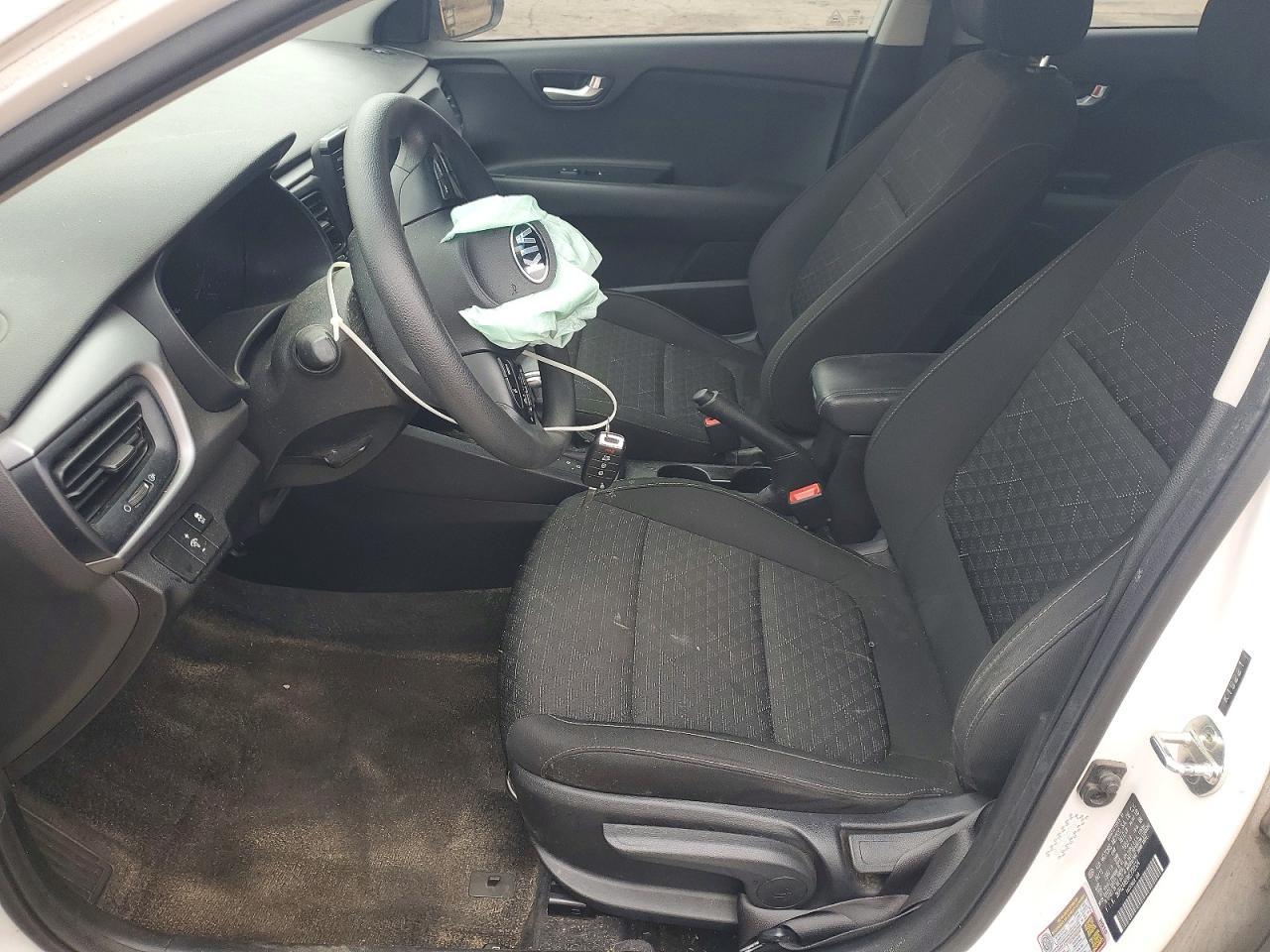 2019 Kia Rio S - Фото 7