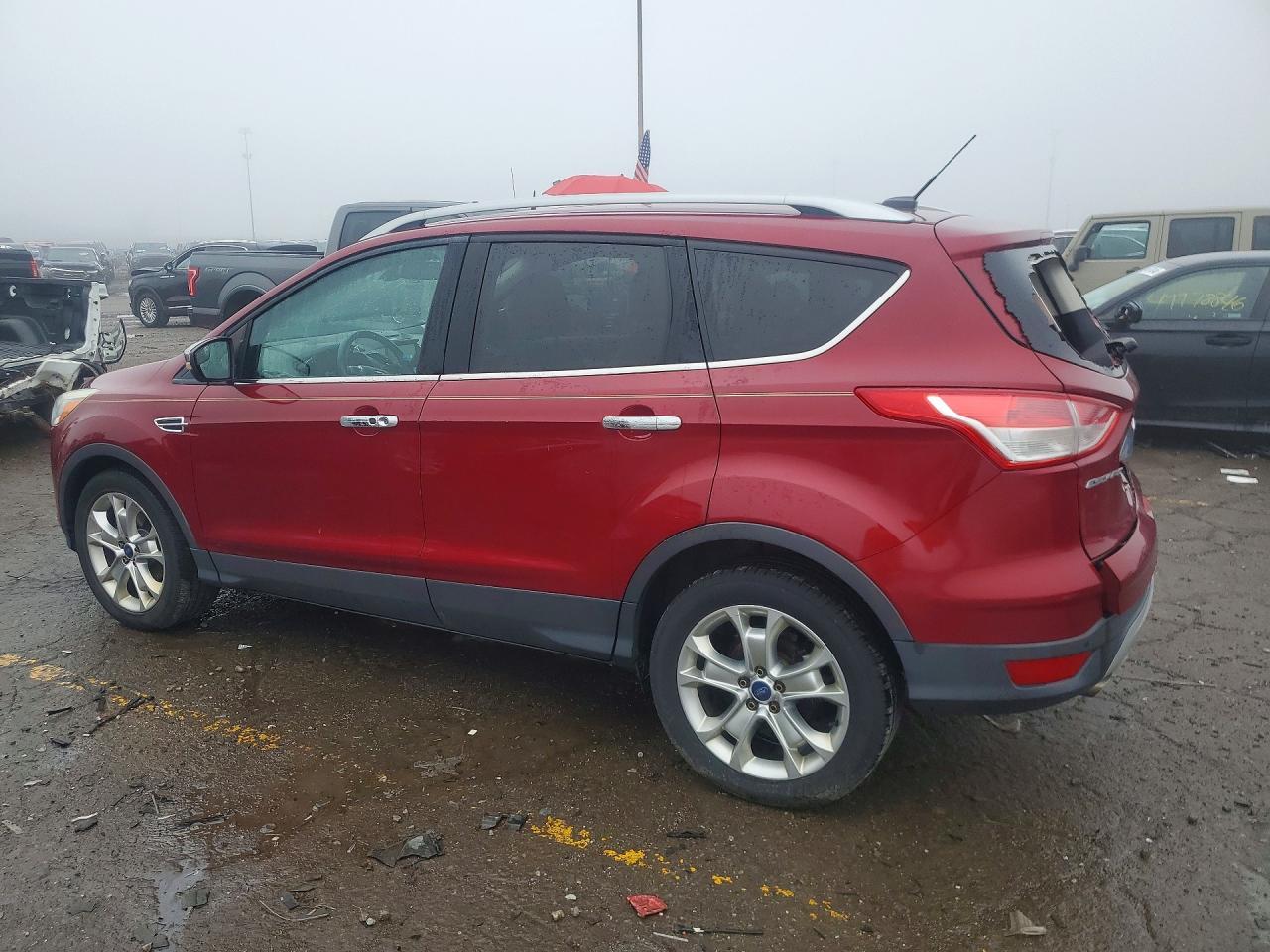 2014 Ford Escape Titanium - Фото 2