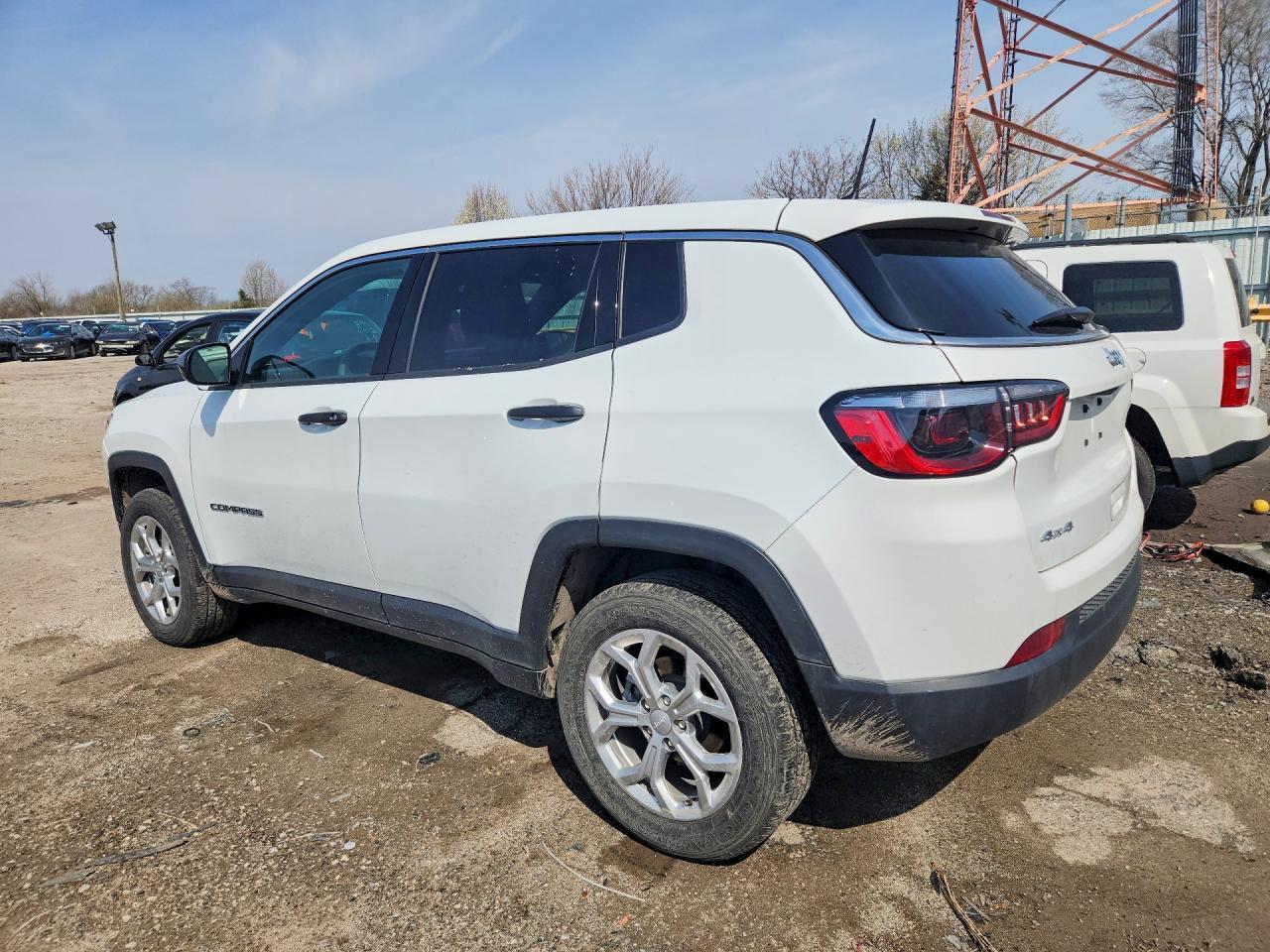2024 Jeep Compass Sport - Фото 2