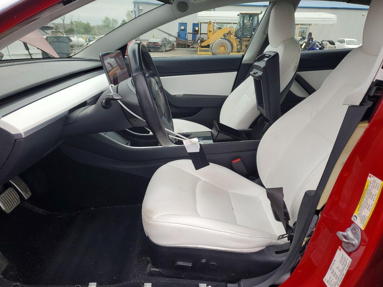 2018 Tesla Model 3 - Image 7