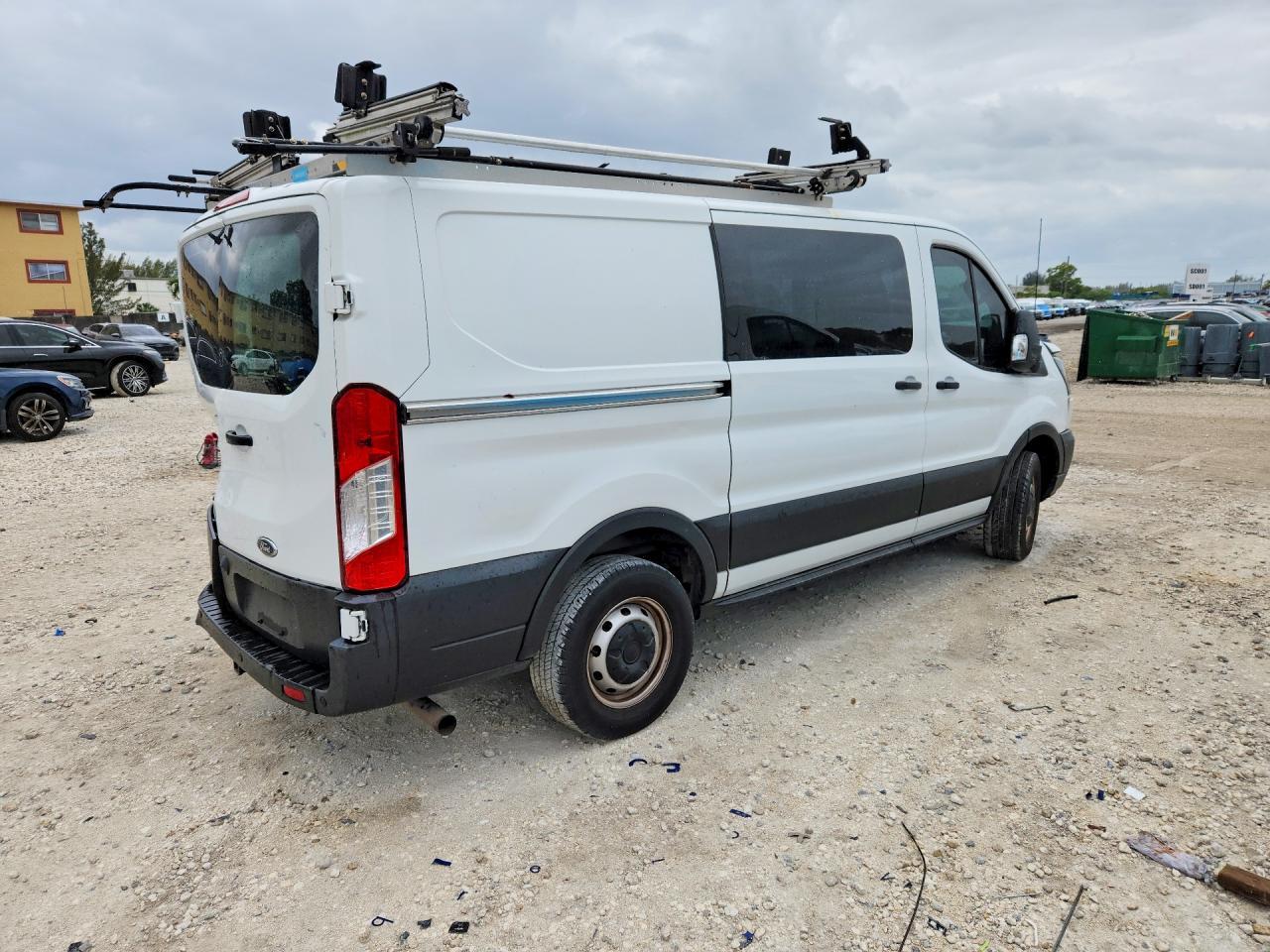 2020 Ford Transit 250 Delivery Van - Фото 3