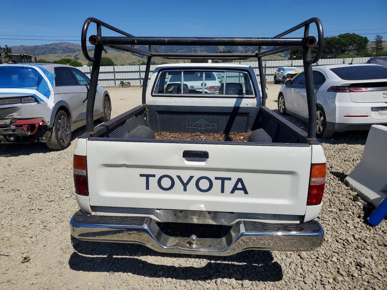 1991 Toyota Pickup Deluxe - Фото 6