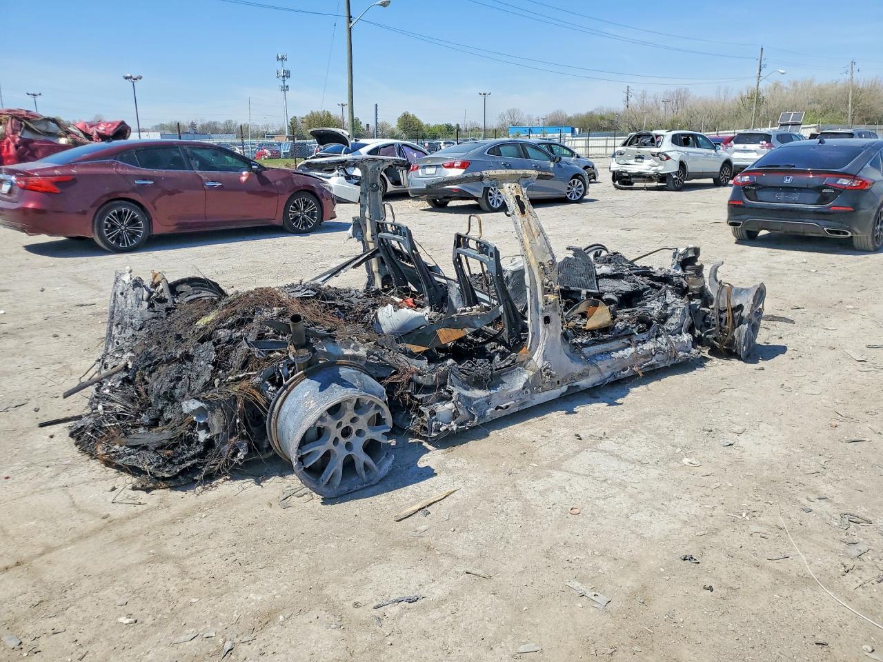 2023 Tesla Model S - Фото 3