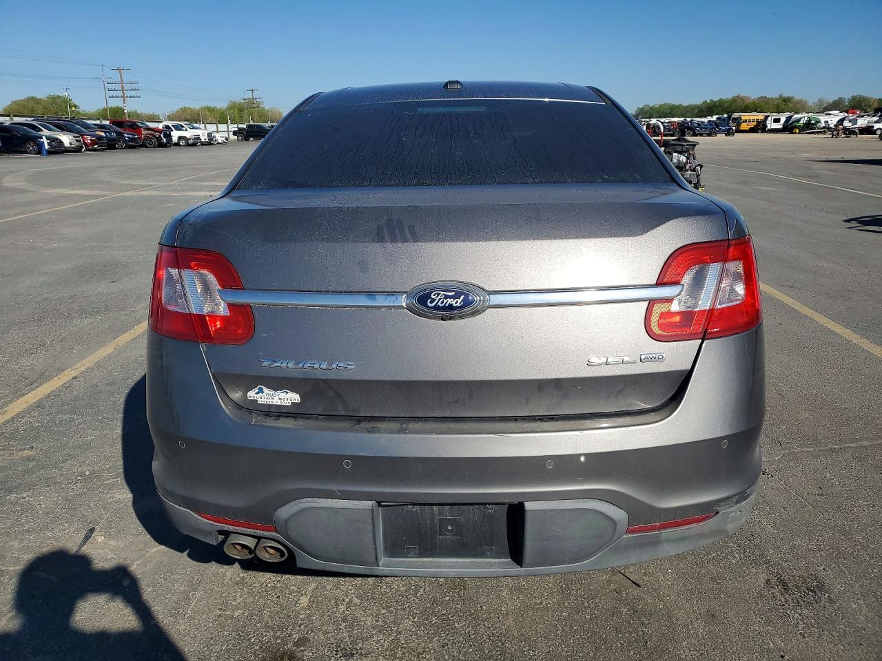 2012 Ford Taurus Sel - Image 6