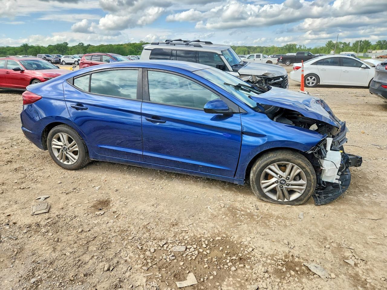 2020 Hyundai Elantra Sel - Фото 4