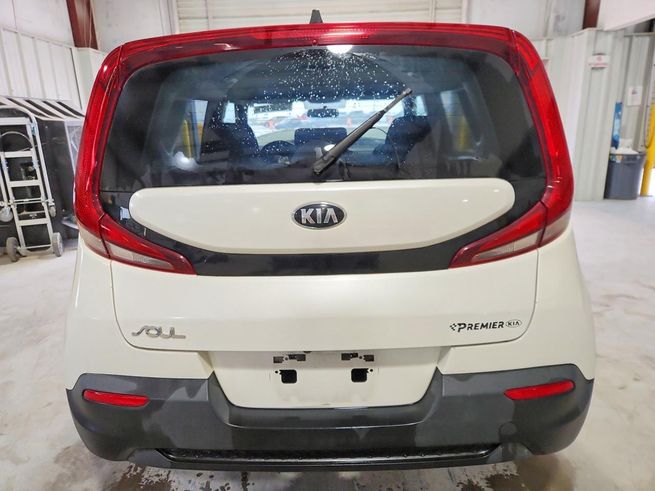 2021 Kia Soul Lx - Image 6